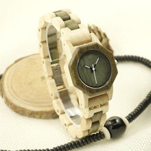 27mm Fashionable Women Wood Wristwatches with Wooden Band
